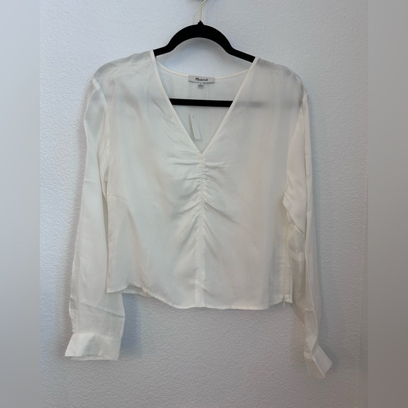 MADEWELL White blouse Brushed Ruched-Front Top Minimalist Lightweight Layering - Picture 5 of 10